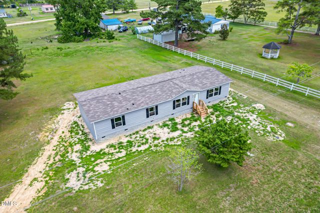 108 Storey Acres Road, Spring Lake, NC 28390