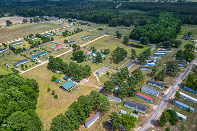108 Storey Acres Road, Spring Lake, NC 28390