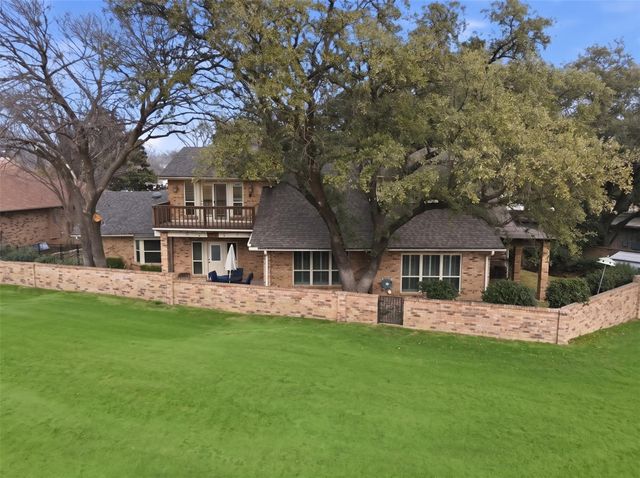 4424 Westridge Avenue, Fort Worth, TX 76116