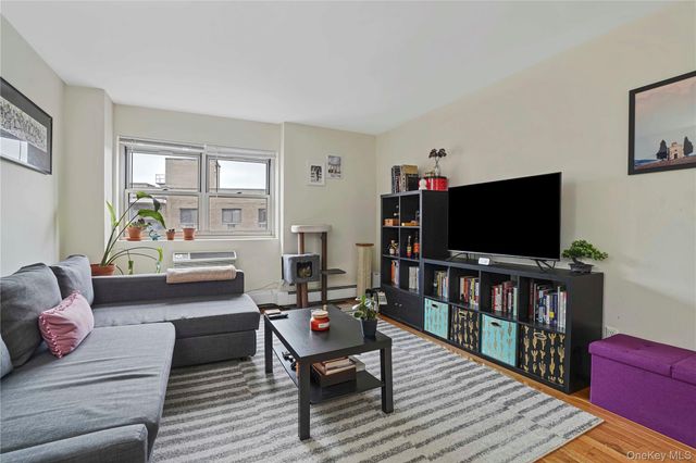 80 E Hartsdale Avenue 712, Hartsdale, NY 10530