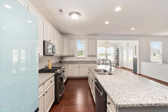 3512 Great Island Lane, Elizabeth City, NC 27909