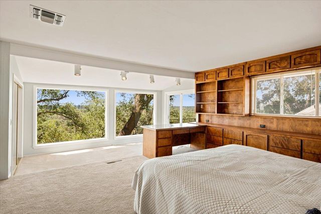 3941 Orangewood Dr, Fair Oaks, CA 95628
