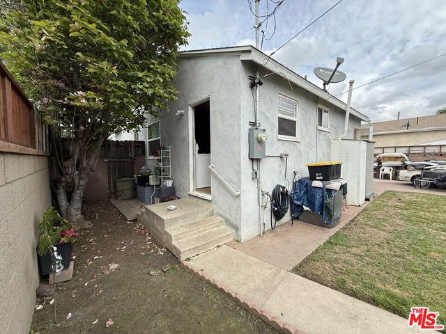 7422 Bequette Avenue, Pico Rivera, CA 90660