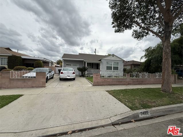 7422 Bequette Avenue, Pico Rivera, CA 90660