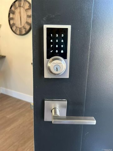 1080 New York Avenue 303, Huntington Station, NY 11746