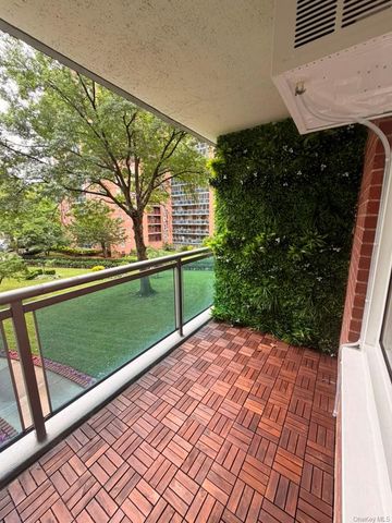 98-05 63 Road 3N, Rego Park, NY 11374