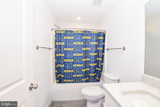 95 DULUTH DR, Martinsburg, WV 25404