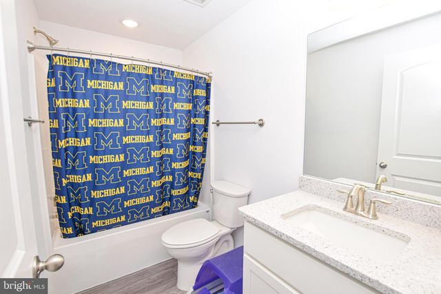 95 DULUTH DR, Martinsburg, WV 25404