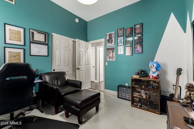 1865 S MORRISON Lane, Gilbert, AZ 85295