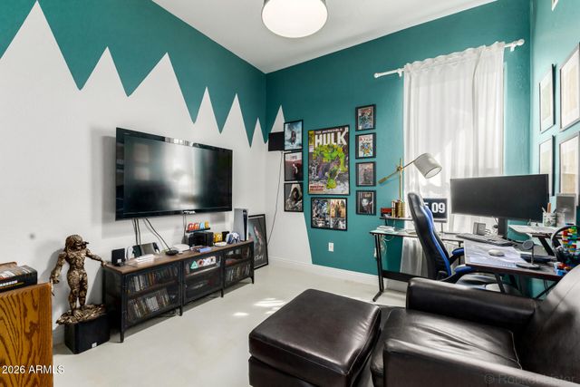 1865 S MORRISON Lane, Gilbert, AZ 85295