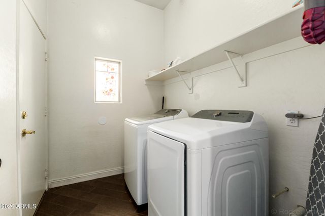 1865 S MORRISON Lane, Gilbert, AZ 85295