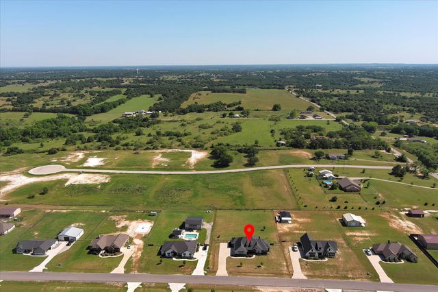 112 Friendship Way, Boyd, TX 76023