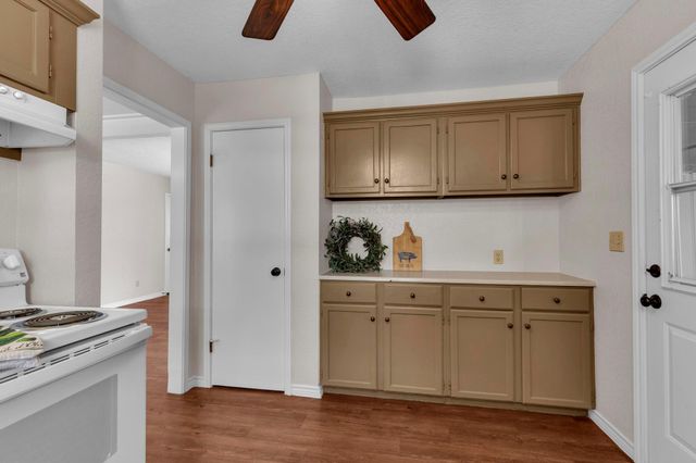 7902 Bar K Ranch RD, Lago Vista, TX 78645