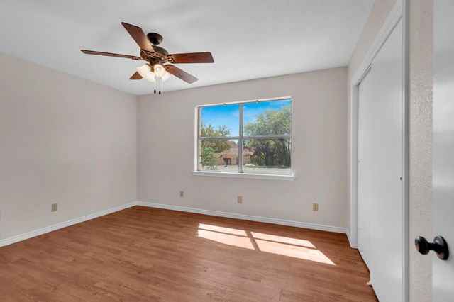 7902 Bar K Ranch RD, Lago Vista, TX 78645