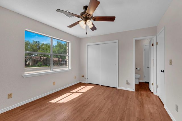 7902 Bar K Ranch RD, Lago Vista, TX 78645