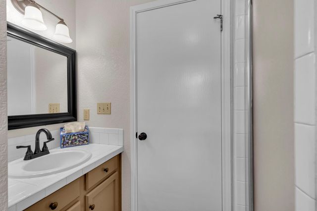 7902 Bar K Ranch RD, Lago Vista, TX 78645