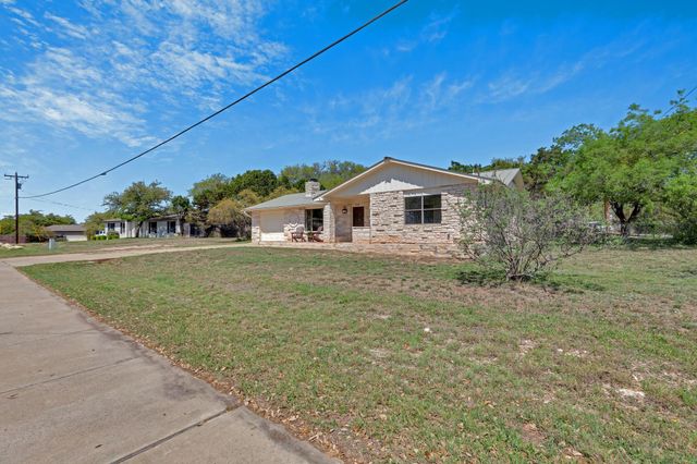 7902 Bar K Ranch RD, Lago Vista, TX 78645