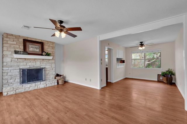 7902 Bar K Ranch RD, Lago Vista, TX 78645