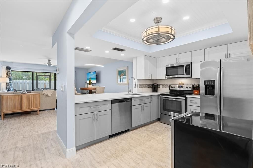 800 Meadowland DR N, NAPLES, FL 34108 — photo 3
