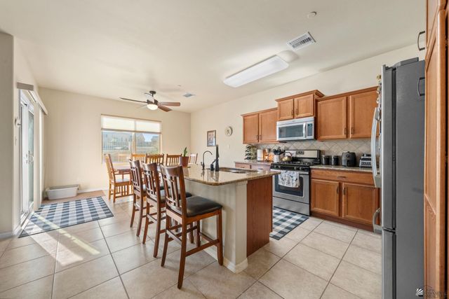 6035 E Overlook Ln, Yuma, AZ 85365