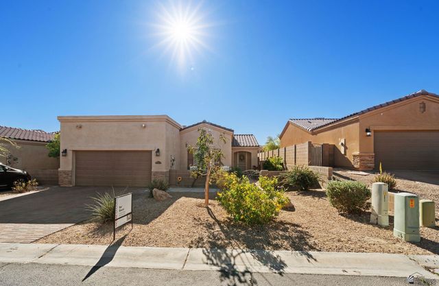 6035 E Overlook Ln, Yuma, AZ 85365
