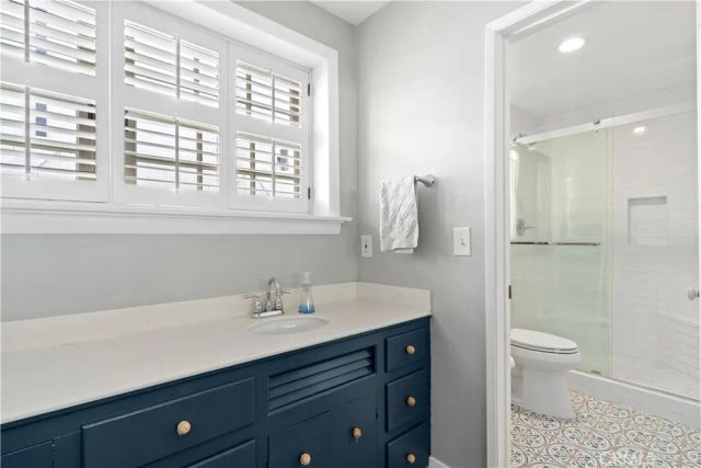 714 Heliotrope, Corona Del Mar, CA 92625