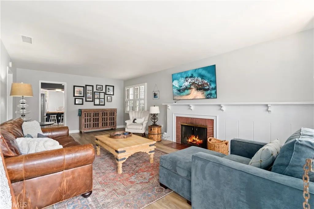 714 Heliotrope, Corona Del Mar, CA 92625