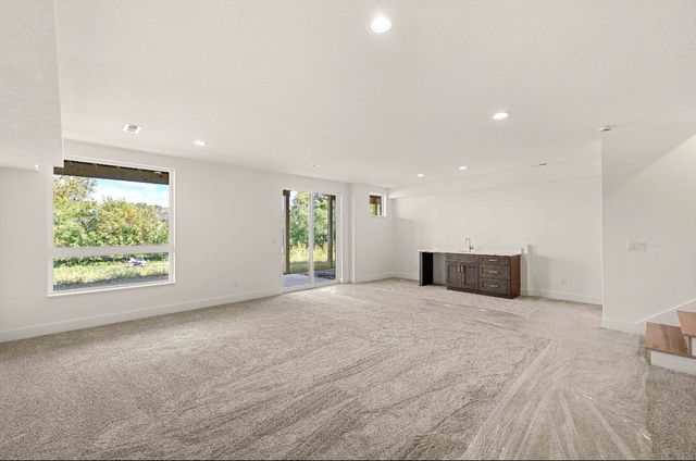 9360 Brooks Place, Norwalk, IA 50211