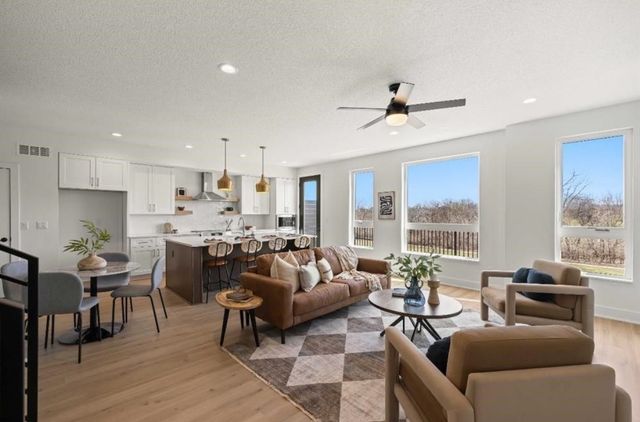 9360 Brooks Place, Norwalk, IA 50211