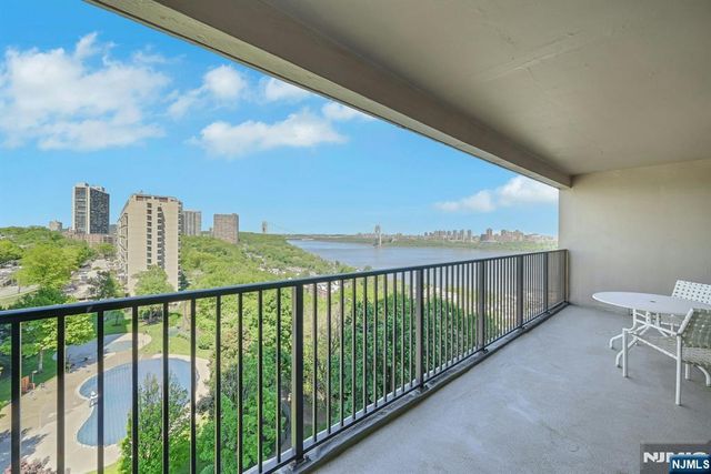 5 Horizon Road 807, Fort Lee, NJ 07024