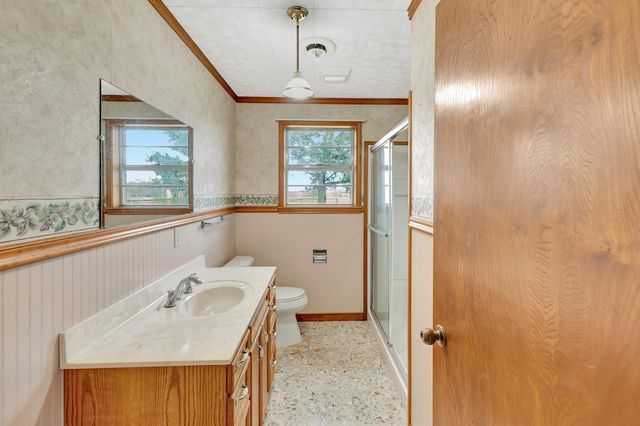 1840 Loop 522, Ganado, TX 77962