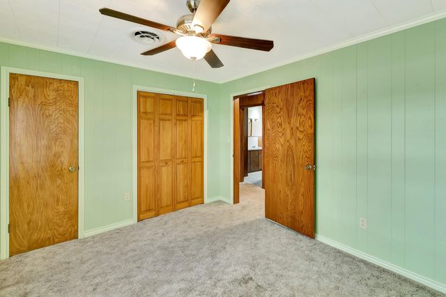 1840 Loop 522, Ganado, TX 77962