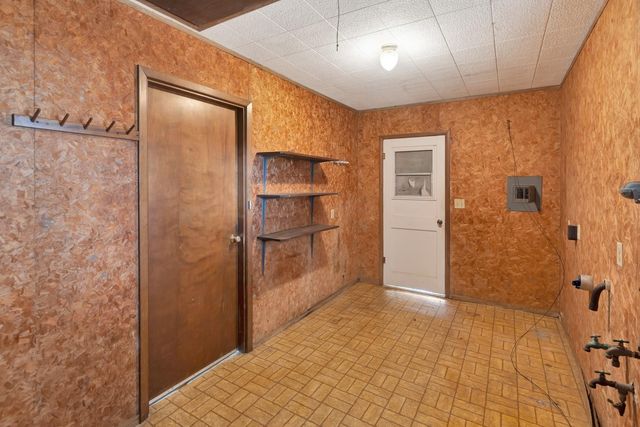 1840 Loop 522, Ganado, TX 77962