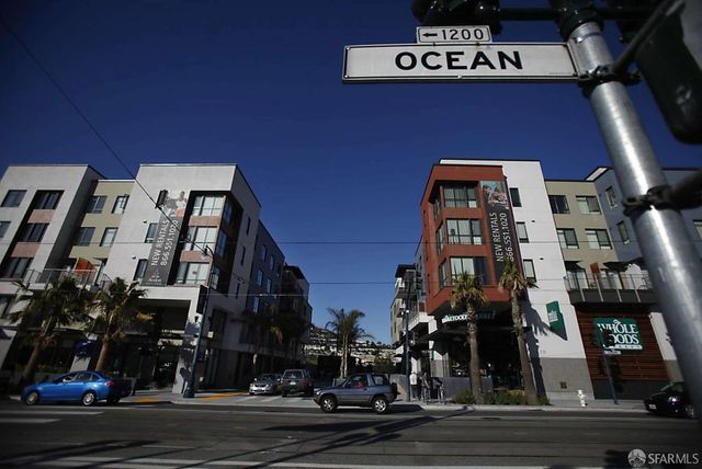 759 Lakeview Avenue, San Francisco, CA 94112