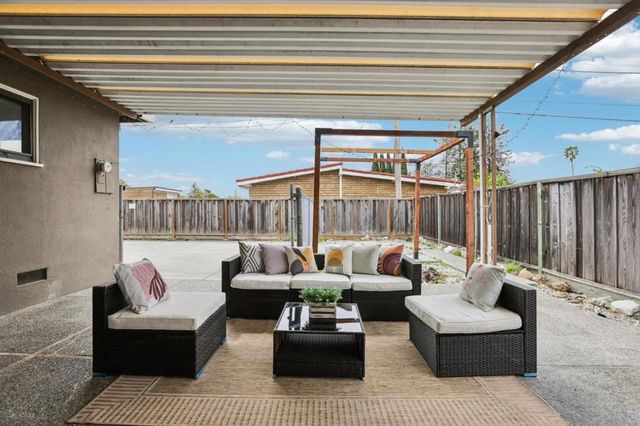 2254 Augusta Place, Santa Clara, CA 95051