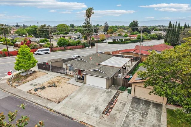 2254 Augusta Place, Santa Clara, CA 95051