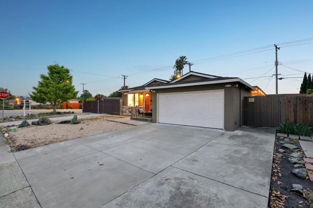 2254 Augusta Place, Santa Clara, CA 95051