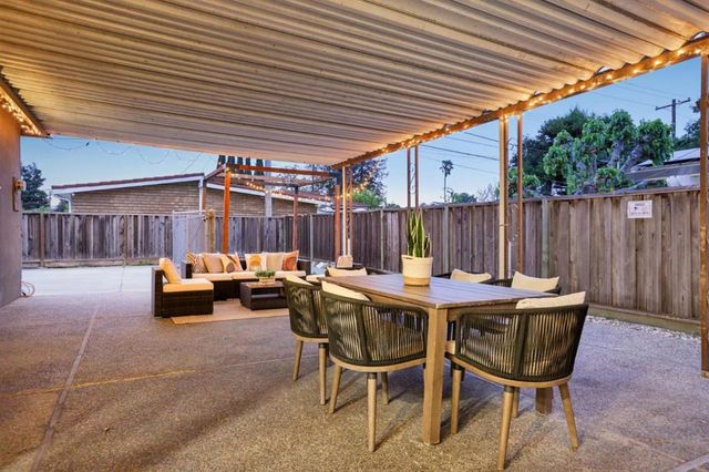 2254 Augusta Place, Santa Clara, CA 95051