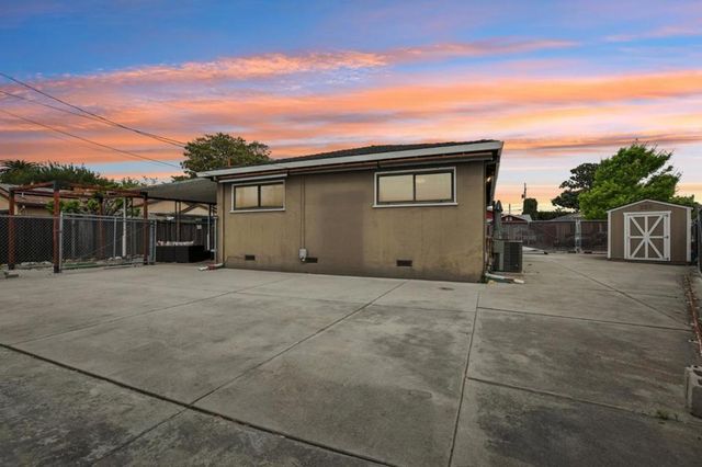 2254 Augusta Place, Santa Clara, CA 95051