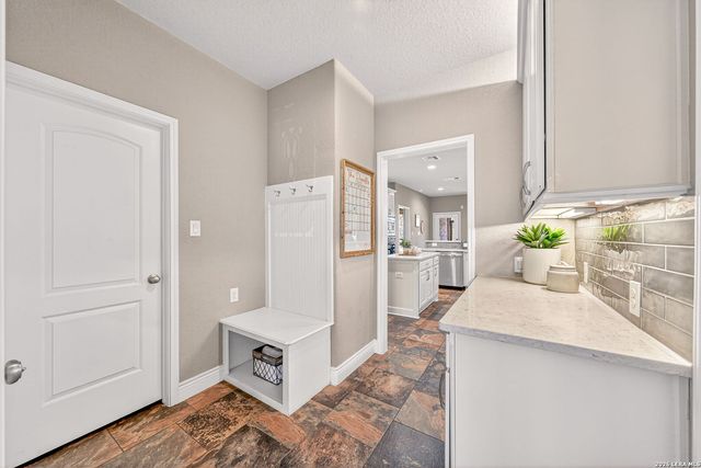 25828 Green Terrace, San Antonio, TX 78255