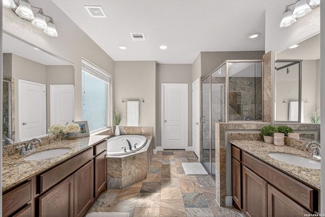 25828 Green Terrace, San Antonio, TX 78255