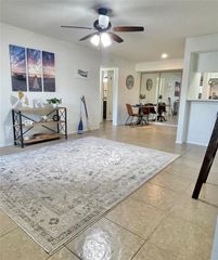 3300 Pebblebrook Drive 17, Seabrook, TX 77586