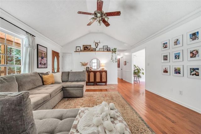 2182 Leguin Mill Road, Locust Grove, GA 30248