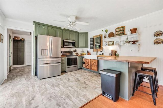 2182 Leguin Mill Road, Locust Grove, GA 30248