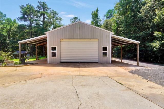 2182 Leguin Mill Road, Locust Grove, GA 30248