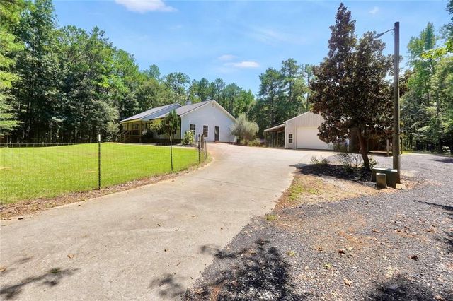 2182 Leguin Mill Road, Locust Grove, GA 30248