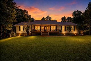 2182 Leguin Mill Road, Locust Grove, GA 30248