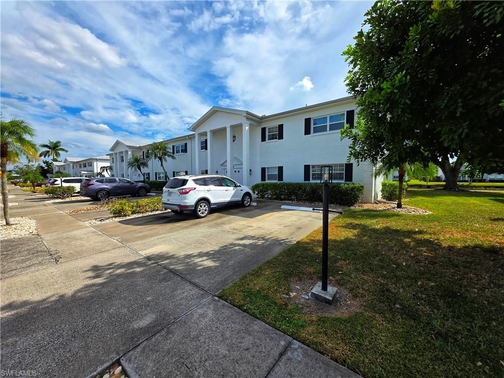 1462 Myerlee Country Club BLVD # 2F, Fort Myers, FL 33919