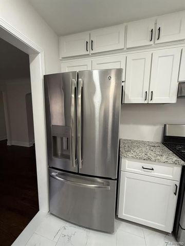 335 S Silvery Lane, Dearborn, MI 48124