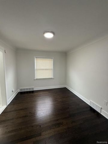 335 S Silvery Lane, Dearborn, MI 48124